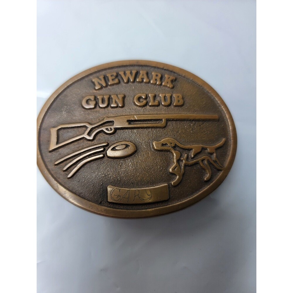 Vintage Newark Gun Club Belt Buckle Brass Bronze Tone Hunting Dog Shotgun Gar